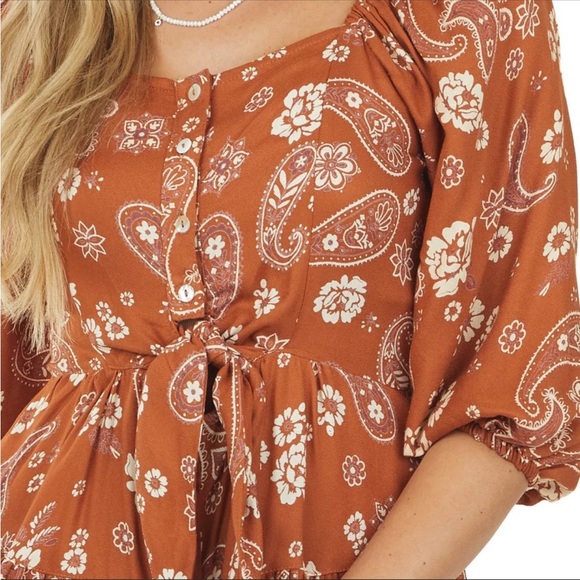 NWT Angie Clothing Boho Floral
Paisley Print Button Tie Mini Dress
Smocked Back - Picture 5 of 5